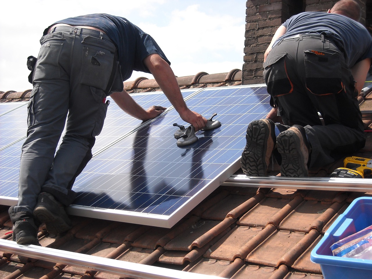 Solar Panel maintenance and cleaning